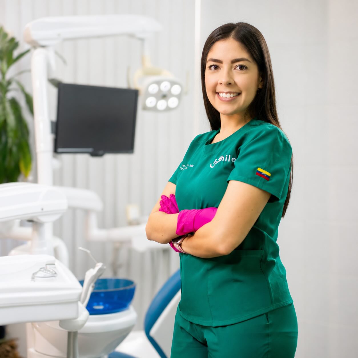 Dra. Ana Verónica Pérez, ortodoncista en clínica dental iSmile Cancun